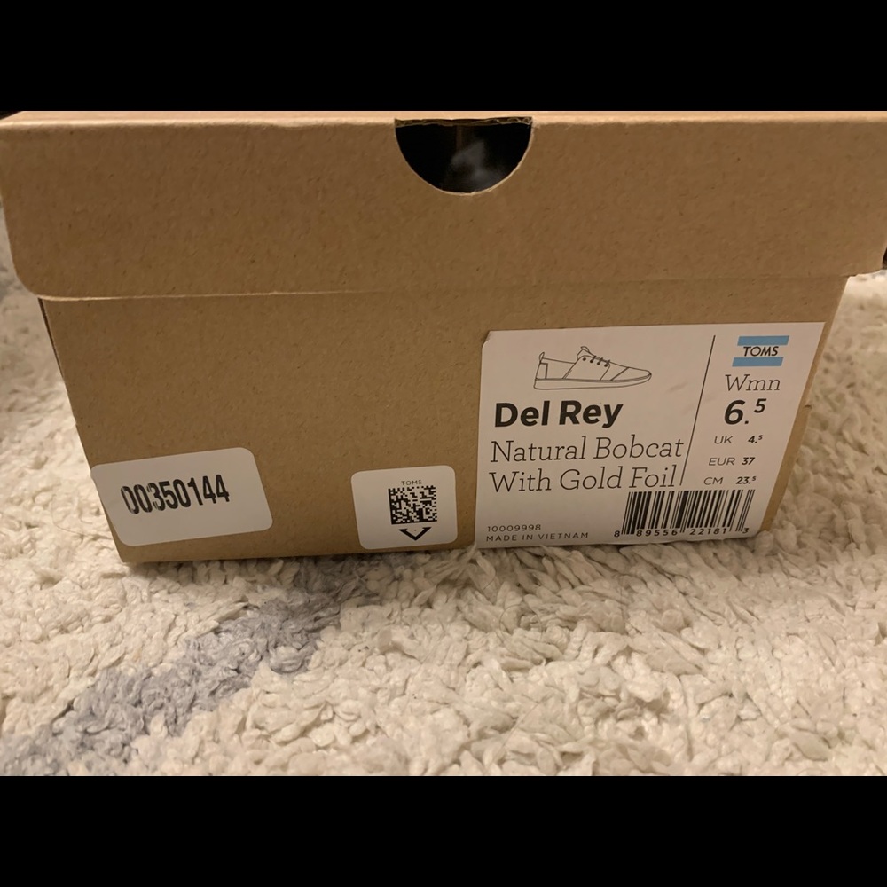 Used - Picture 2 of 5